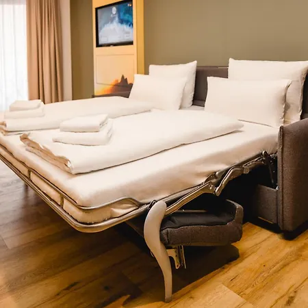 Rioca Hafeninsel Posto 8 Offenbach del Meno